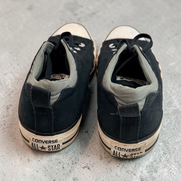 Converse Black Low Top Sneakers Men's 10 - Picture 2 of 8